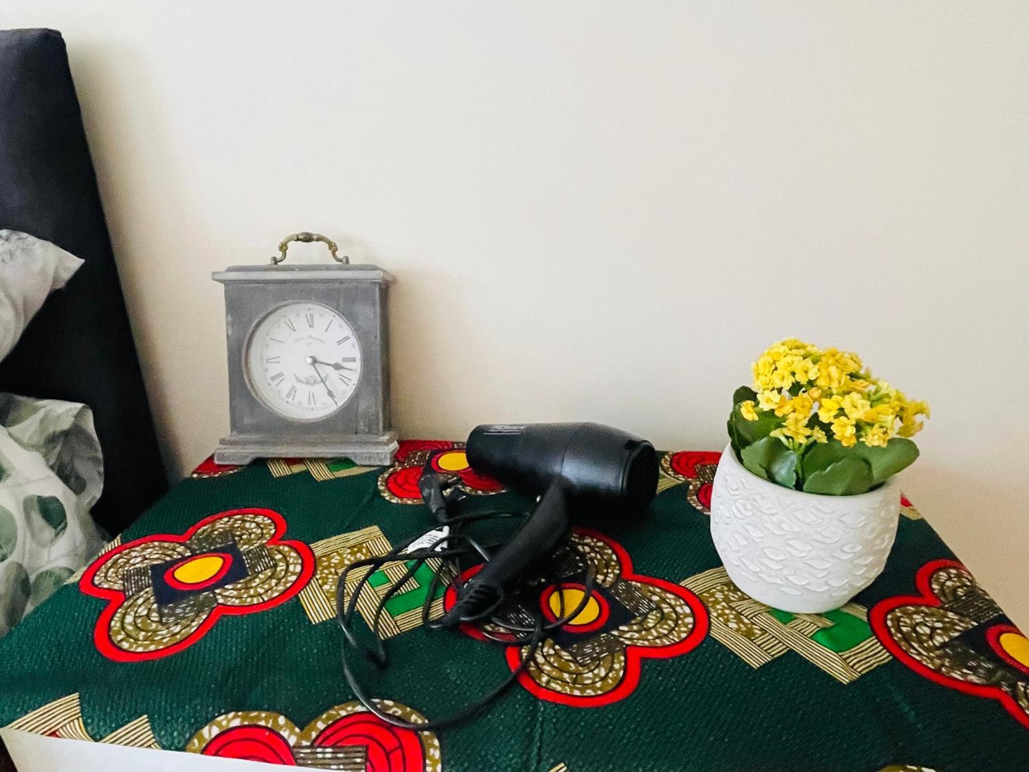 Bright Fun Relaxing Apartment In The Heart Of Epsom Zewnętrze zdjęcie