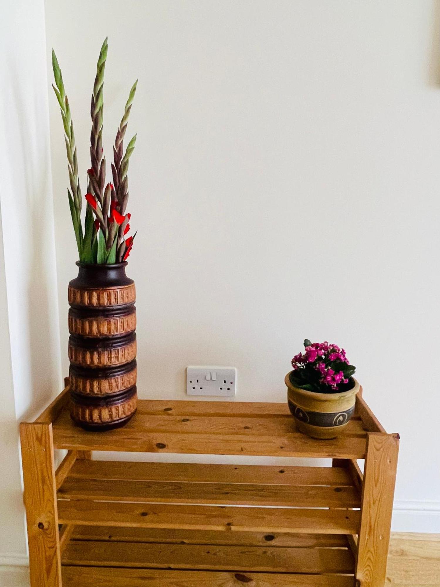 Bright Fun Relaxing Apartment In The Heart Of Epsom Zewnętrze zdjęcie